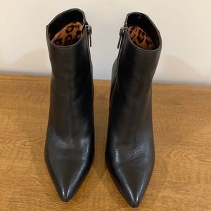 Vince Camuto Leather Bootie Black Size 7